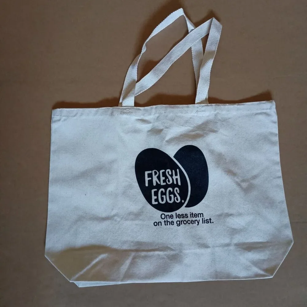 NWOT Purina fresh eggs large reusable canvas tote bag